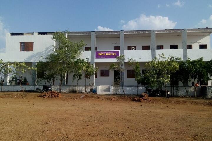 RP College of Pharmacy campus in Osmanabad, Maharashtra, India — photo 3
