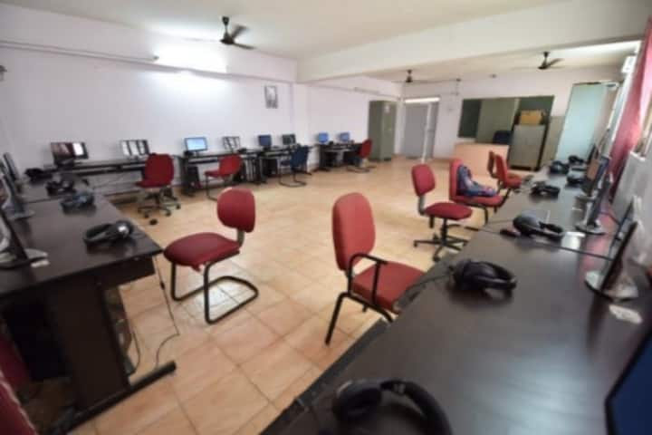 Deepshikha Teacher Training College campus in Jaipur, Rajasthan, India — photo 3