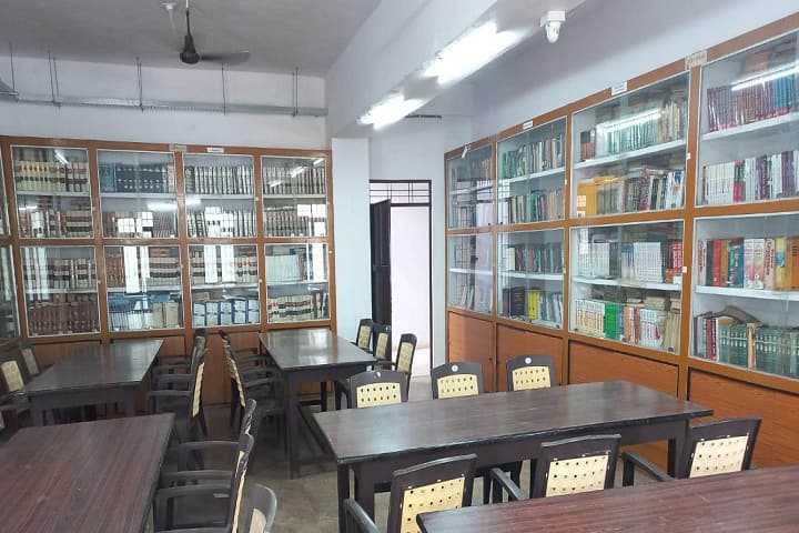 Ponugoti Madhava Rao Law College campus in Hyderabad, Telangana, India — photo 3