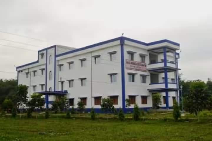 Saha Alimuddin College of Education campus in Thanapara, West Bengal, India — photo 1