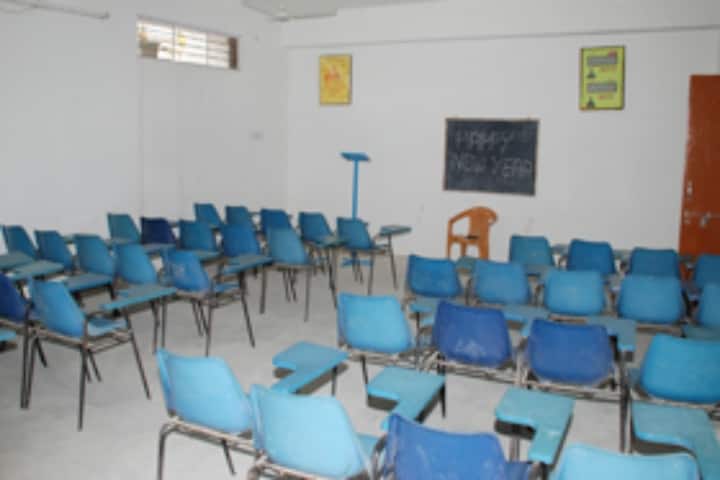Pandit Badri Prasad Shikshak Prashik Prashikshak Mahavidyala campus in Dausa, Rajasthan, India — photo 3