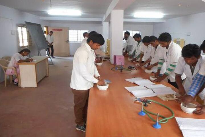 RML College of Pharmacy campus in Sankeshwar, Karnataka, India — photo 3