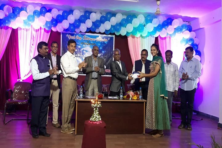 Sri Krupa Institute of Pharmaceutical Science campus in Velikatta, Telangana, India — photo 2