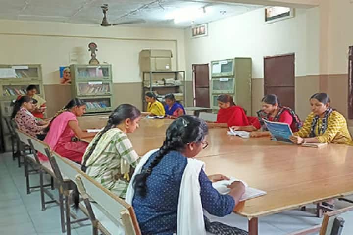MNR PG Teacher Education College campus in Kukatpalle, Telangana, India — photo 3