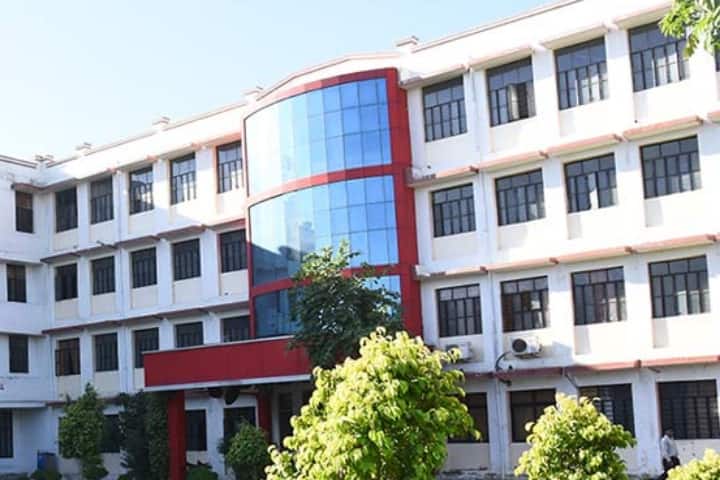 Rawat Mahila B Ed College campus in Jaipur, Rajasthan, India — photo 1