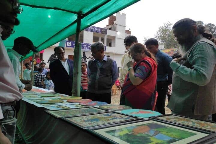 Institute of Fine Arts campus in Varanasi, Uttar Pradesh, India — photo 6