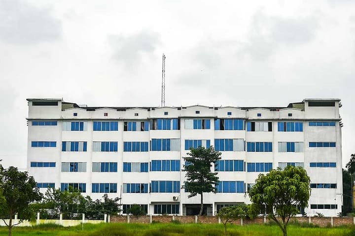 MR College of Education campus in Charakpara, West Bengal, India — photo 1