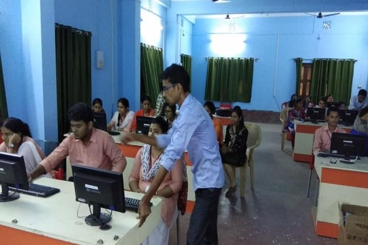 Jakir Hossain B Ed College campus in Umarpur, West Bengal, India — photo 5