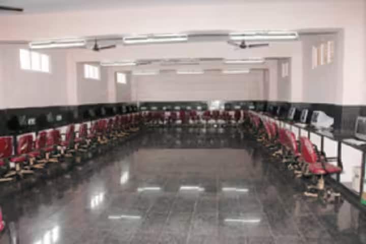 Vikas College of Physical Education campus in Vijayawada, Andhra Pradesh, India — photo 4