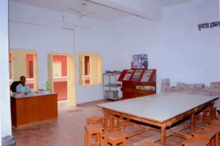Indian Girls College of Education campus in Jhunjhunu, Rajasthan, India — photo 3