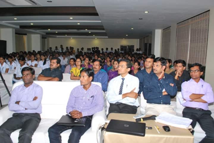 VDF School of Pharmacy campus in Latur, Maharashtra, India — photo 2
