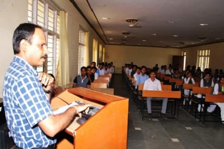PGS National College of Law campus in Mathura, Uttar Pradesh, India — photo 2