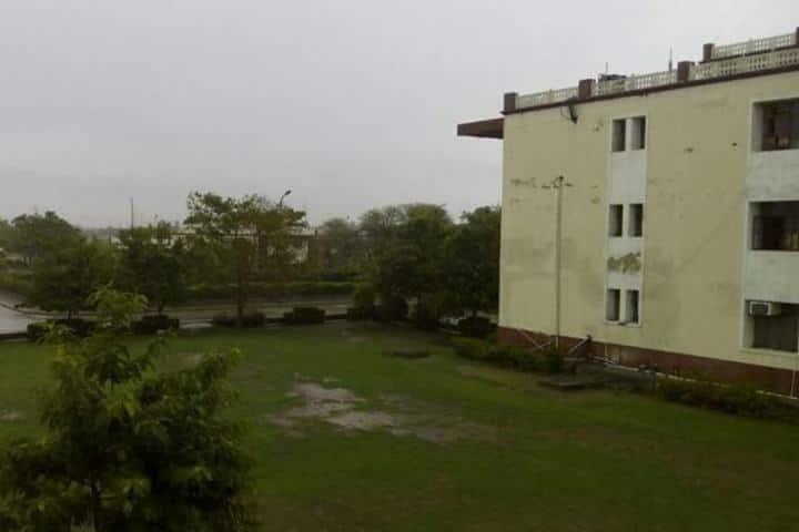 Jagannath University campus in Jaipur, Rajasthan, India — photo 2