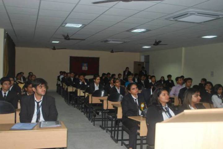 Jagannath University campus in Jaipur, Rajasthan, India — photo 4