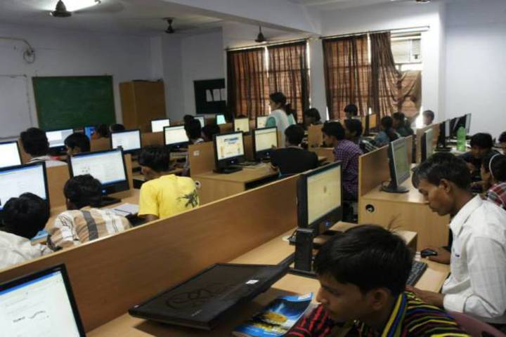 Jagannath University campus in Jaipur, Rajasthan, India — photo 6