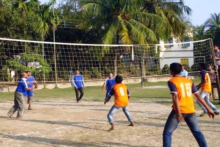 Vivekananda Mission Mahavidyalaya campus in Sutahata, West Bengal, India — photo 4