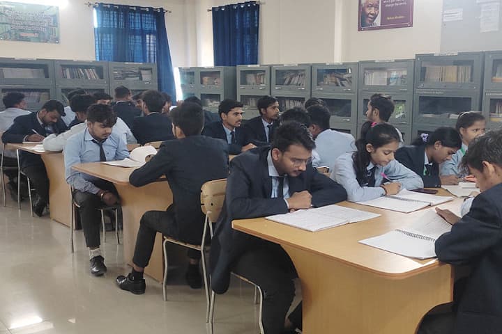 RK College of Pharmacy campus in Allahabad, Uttar Pradesh, India — photo 2