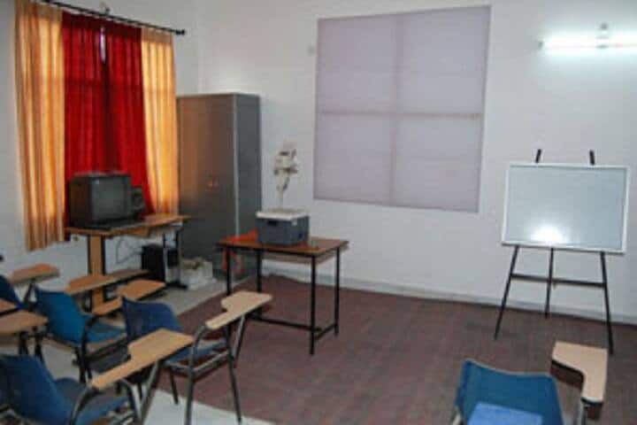 Vijaya Raje Mahila B Ed College campus in Jhalawar, Rajasthan, India — photo 5