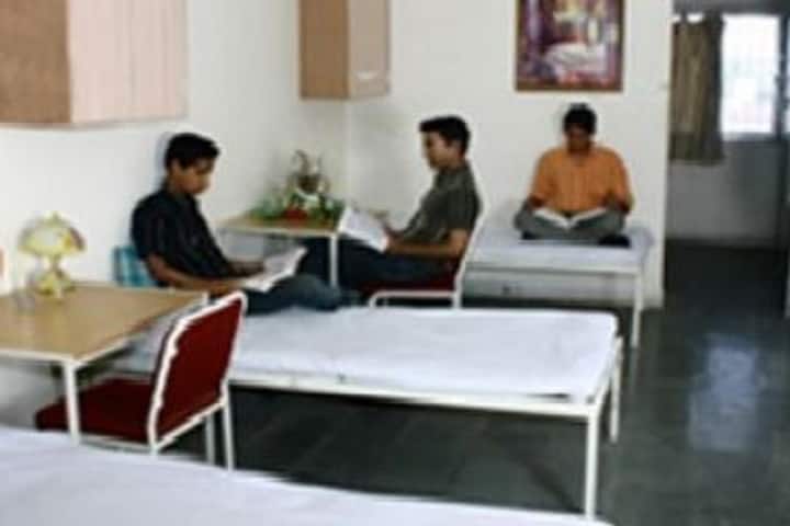 Sri Aurobindo Institute of Pharmacy campus in Indore, Madhya Pradesh, India — photo 3