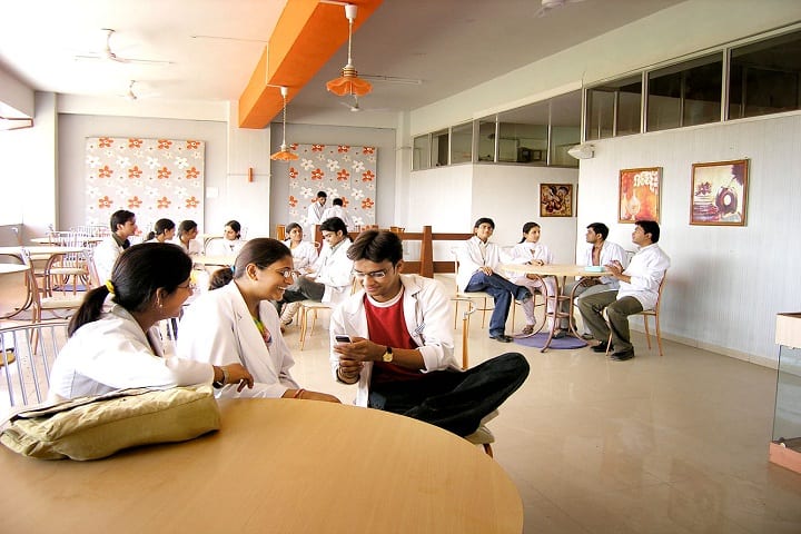 Sri Aurobindo Institute of Pharmacy campus in Indore, Madhya Pradesh, India — photo 6