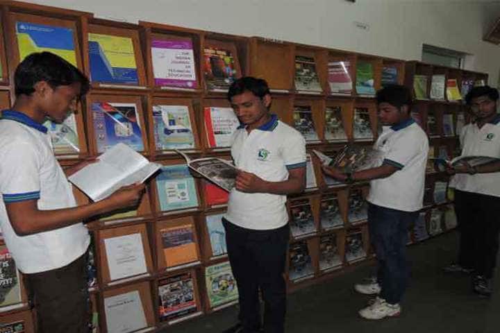 Sangam University campus in Bhilwara, Rajasthan, India — photo 4