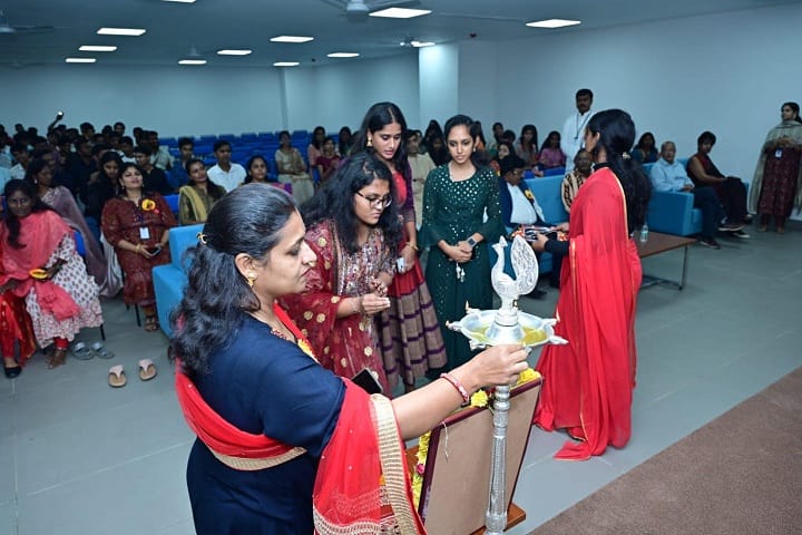 Amity University campus in Bangalore, Karnataka, India — photo 5