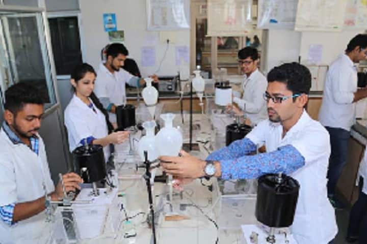 Sree Sastha Pharmacy College campus in Thiruvallur, Tamil Nadu, India — photo 2