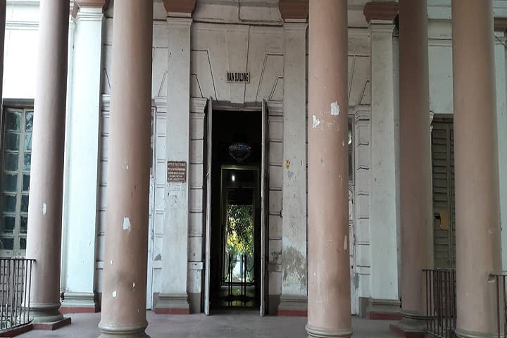 Institute of Education for Women campus in Kolkata, West Bengal, India — photo 2