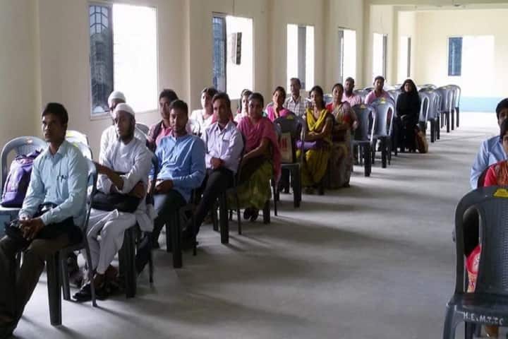 Hazi Ebrahim Memorial Teachers Training College campus in Murshidabad, West Bengal, India — photo 4
