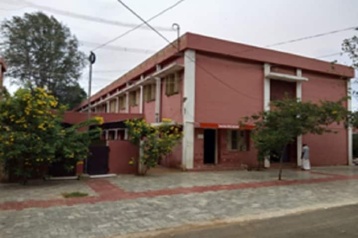 Agricultural College and Research Institute campus in Thoothukudi (Tuticorin), Tamil Nadu, India — photo 5