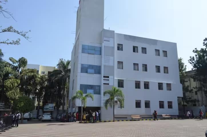 Unique Institute of Management campus in Pune, Maharashtra, India — photo 1