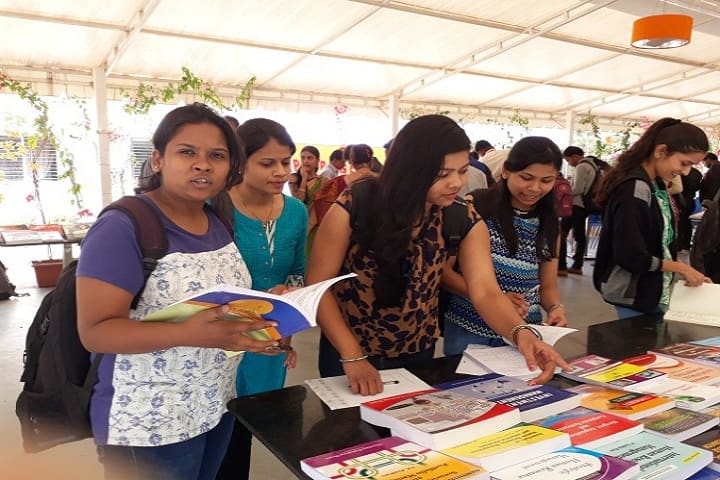 Dr DY Patil School of Management campus in Pune, Maharashtra, India — photo 2