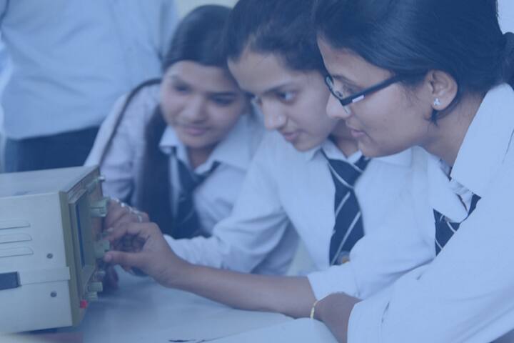 SR Group of Institutions College of Pharmacy campus in Jhansi, Uttar Pradesh, India — photo 2