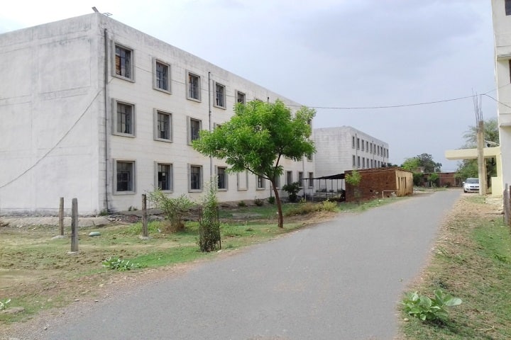 Rewa College of Pharmacy campus in Rewa, Madhya Pradesh, India — photo 2