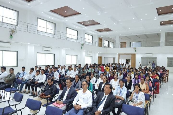 Seva Sadan Law College campus in Burhanpur, Madhya Pradesh, India — photo 3