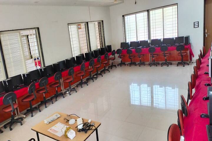 Seva Sadan Law College campus in Burhanpur, Madhya Pradesh, India — photo 4