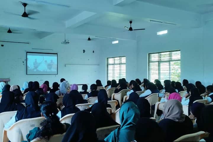 Sayyid Muhammed Ali Shihab Thangal Memorial Arts and Science Women's College campus in Malappuram, Kerala, India — photo 3
