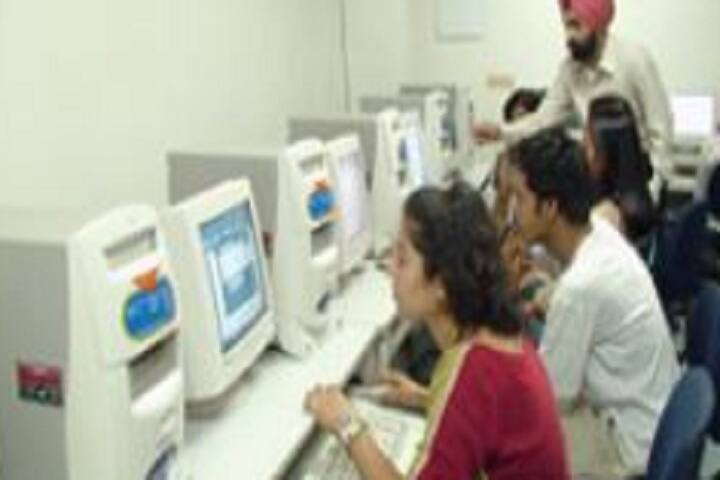 Northern India Institute of Fashion Technology campus in Jalandhar, Punjab, India — photo 2