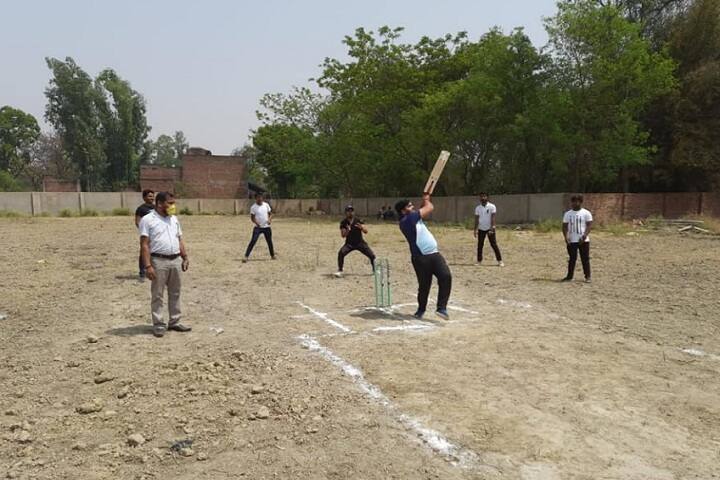 Spectrum HI Pharmacy College campus in Sultanpur, Uttar Pradesh, India — photo 3