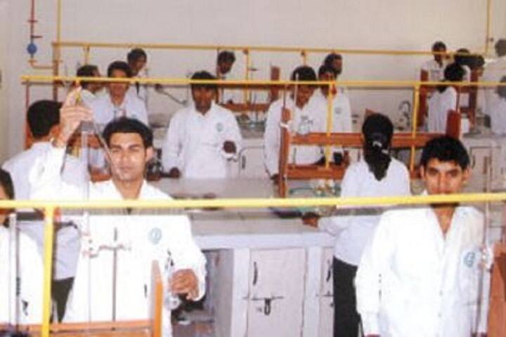 Varanasi College of Pharmacy campus in Varanasi, Uttar Pradesh, India — photo 3