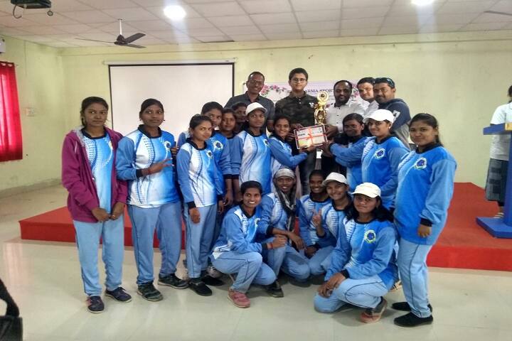 Sou Venutai Chavan Pharmacy College campus in Phaltan, Maharashtra, India — photo 5