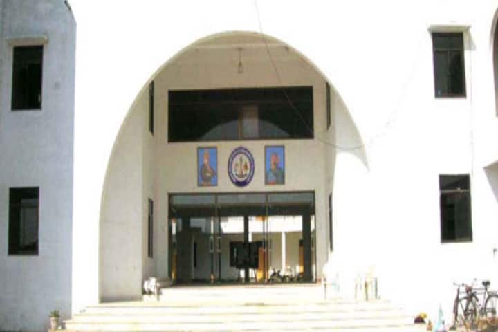 Mewar Girls College of Teachers Training campus in Chittorgarh, Rajasthan, India — photo 1