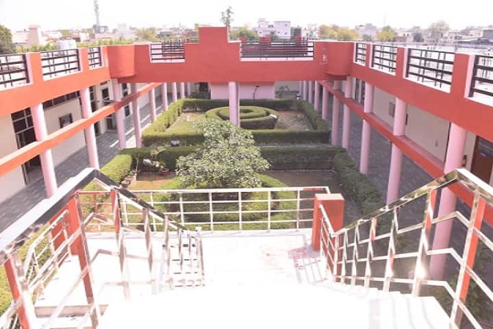 Vaish Institute of Pharmaceutical Education and Research campus in Rohtak, Haryana, India — photo 2