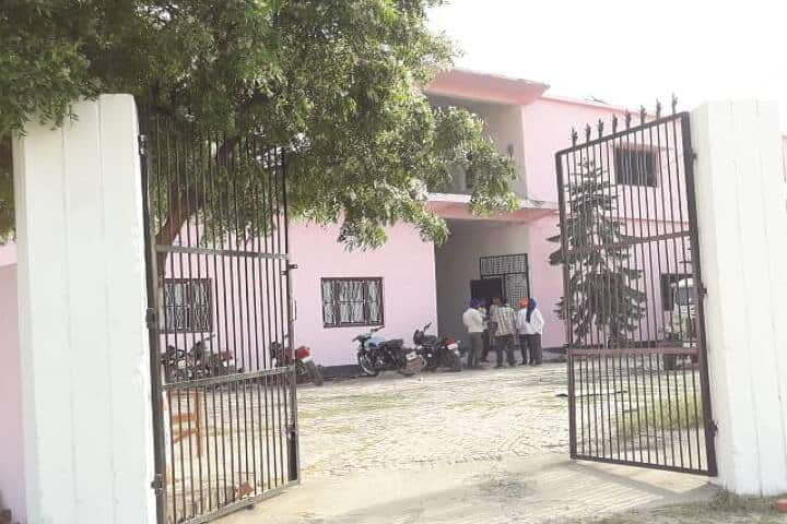 Vageshwari Shikshan Sansthan Pharmacy College campus in Deoria, Uttar Pradesh, India — photo 1
