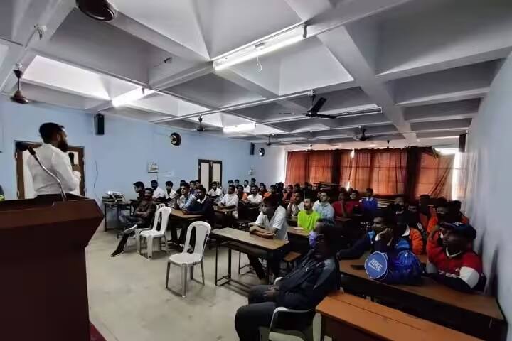Ishwar Deshmukh College of Physical Education campus in Nagpur, Maharashtra, India — photo 3