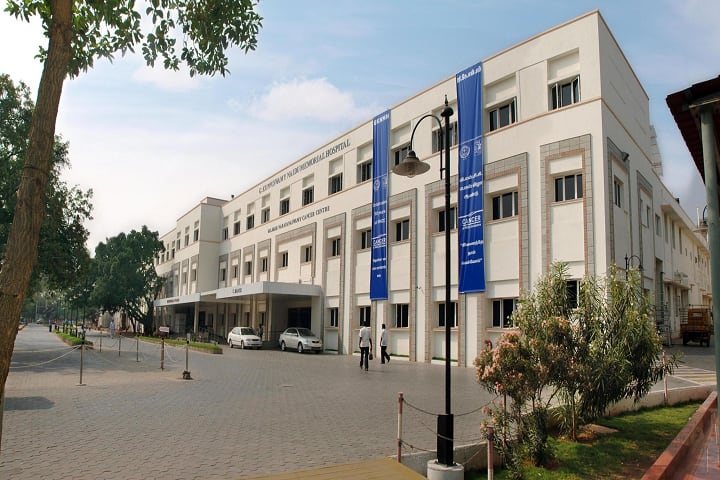 G Kuppuswamy Naidu Memorial Hospital campus in Coimbatore, Tamil Nadu, India — photo 2