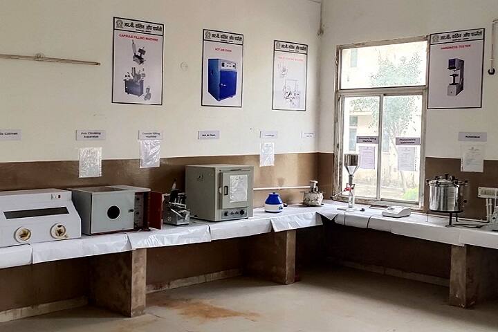 RB College of Pharmacy campus in Agra, Uttar Pradesh, India — photo 4