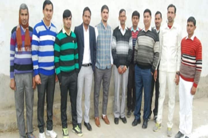 Parsandi Devi College of Law campus in Bilaspur, Uttar Pradesh, India — photo 3