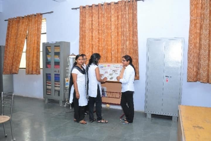 Parsandi Devi College of Law campus in Bilaspur, Uttar Pradesh, India — photo 5