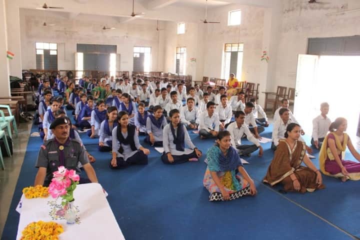 Mahant Shri Ragunandan Das Teachers Training College campus in Dungarpur, Rajasthan, India — photo 6